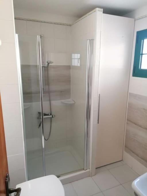 Apto. Acogedor En Bahia Feliz A 100Mts De La Playa San Bartolomé Luaran gambar